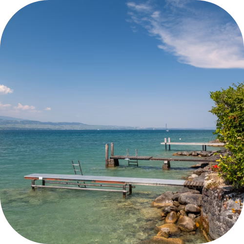 Les belles rives du lac Léman depuis Nernier